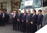 imagen: ensamblaje de la unidad 20000 en Hino Motors